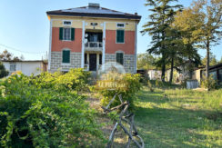 Casa indipendente vista panoramica ampio terreno